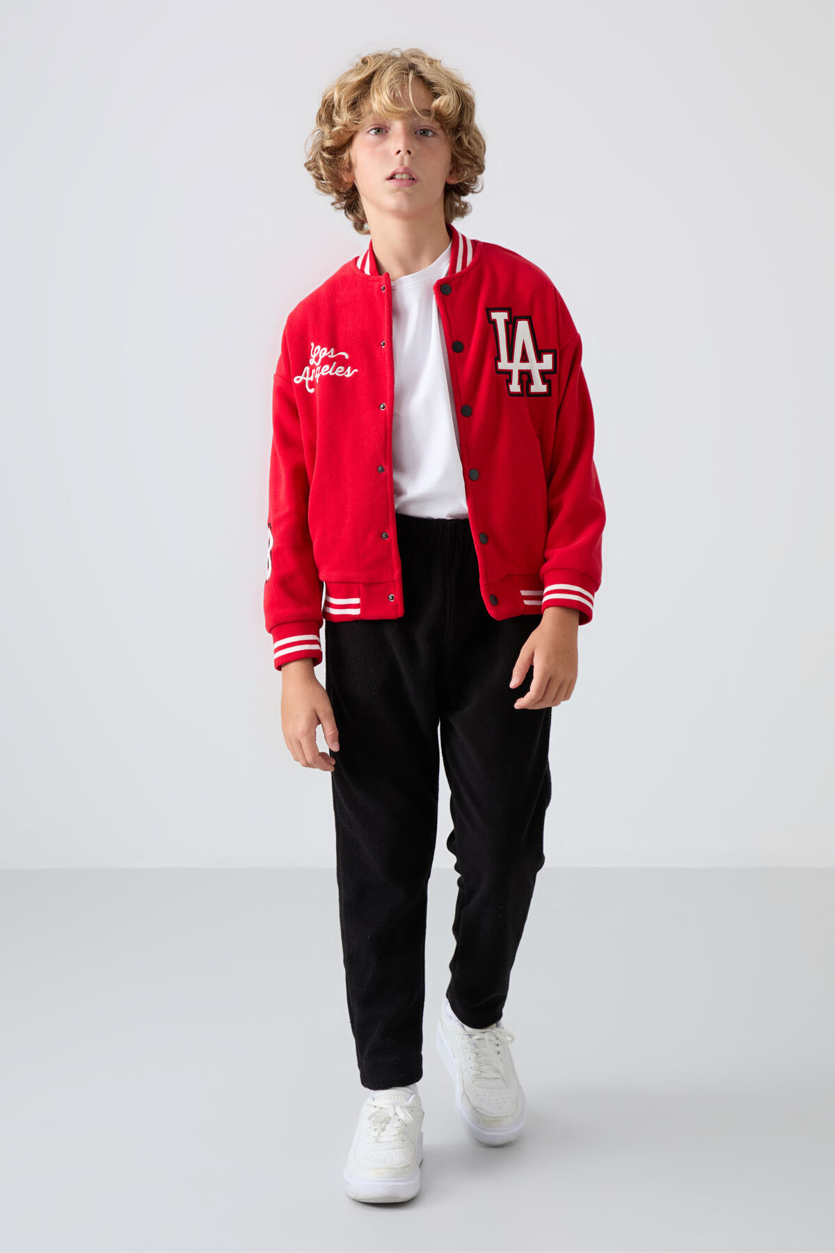 Siyah Kalın Yumuşak Dokulu Standart Fit Nakışlı Polar Erkek Çocuk Eşofman Alt - 11219 - TOMMYLIFE