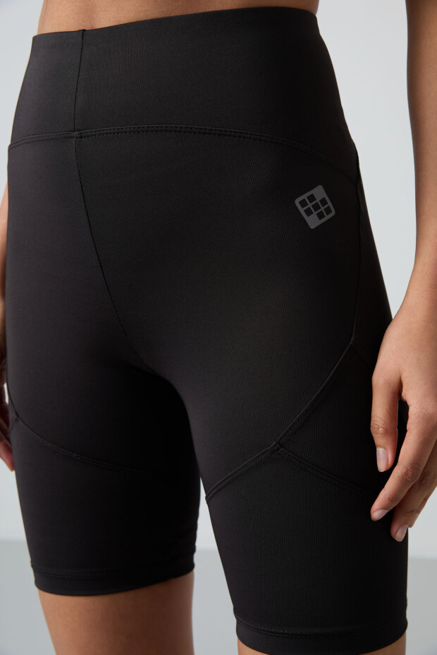 Siyah Esnek Standart Fit Performans Kadın Biker Tayt - 91013 - 5