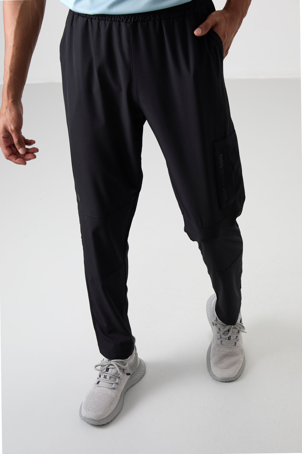 Siyah İnce Yumuşak Comfort Fit Erkek Eşofman Alt - 82120 - TOMMYLIFE