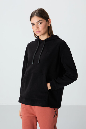 Siyah Kalın Yumuşak Dokulu Kapüşonlu Rahat Form Nakışlı Polar Kadın Sweatshirt - 97292 