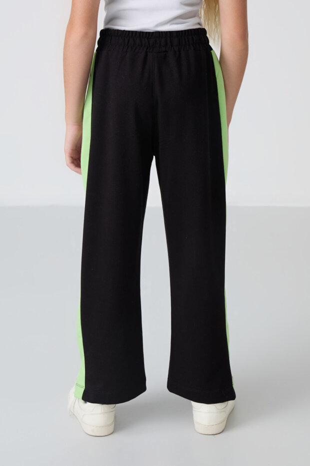 Siyah Yırtmaç Detaylı Cepli Geniş Paça Kız Çocuk Eşofman Alt - 75141 - 5