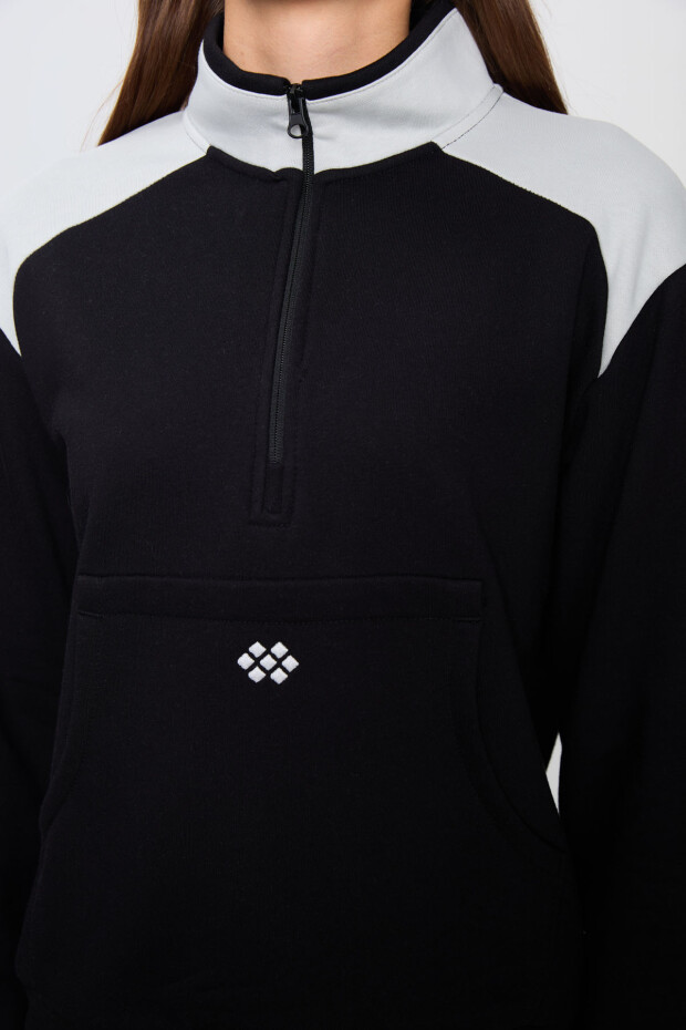 Siyah Kompakt Pamuklu Kalın Pürüzsüz Dokulu Dik Yaka Oversize Fit Kadın Eşofman Takım - 95342 - 4