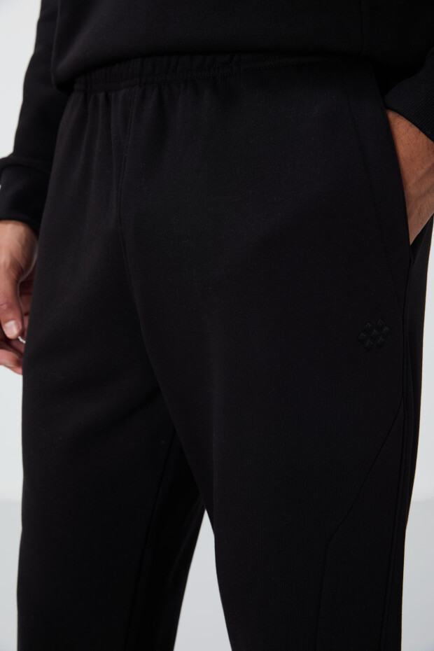 Siyah Kompakt Pamuklu Kalın Pürüzsüz Dokulu O Yaka Comfort Fit Erkek Eşofman Takım -85263 - 6