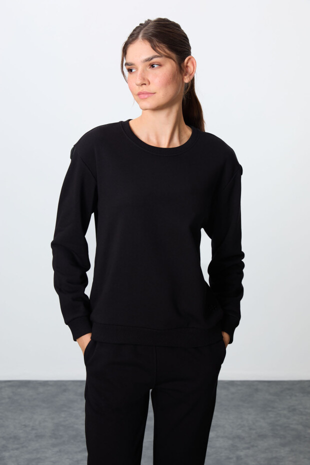 Siyah Kompakt Pamuklu Kalın Pürüzsüz Dokulu O Yaka Oversize Fit Kadın Eşofman Takım - 95341 - 5