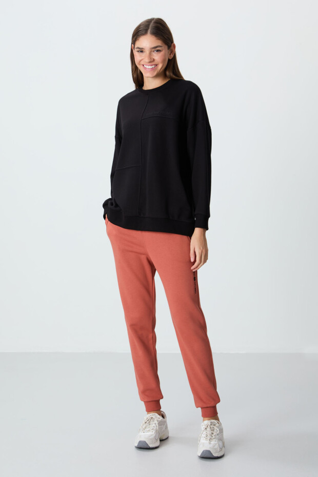 Siyah Kompakt Pamuklu Kalın Pürüzsüz Dokulu O Yaka Oversize Fit Kadın Sweatshirt - 97288 - 3