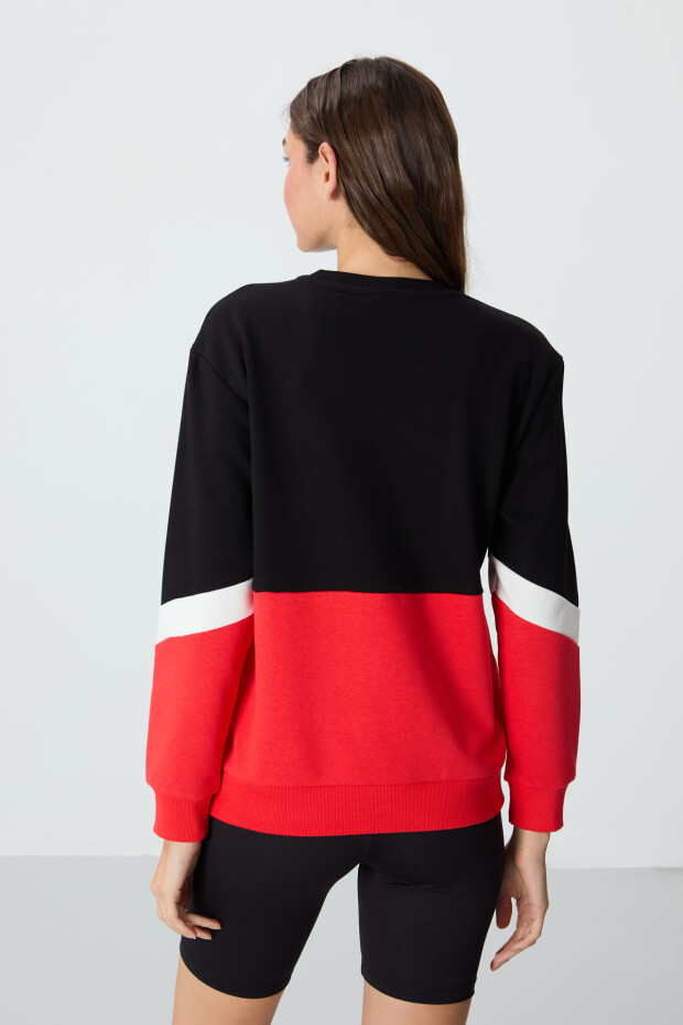 Siyah Kompakt Pamuklu Kalın Pürüzsüz Dokulu O Yaka Oversize Fit Kadın Sweatshirt - 97289 - 5