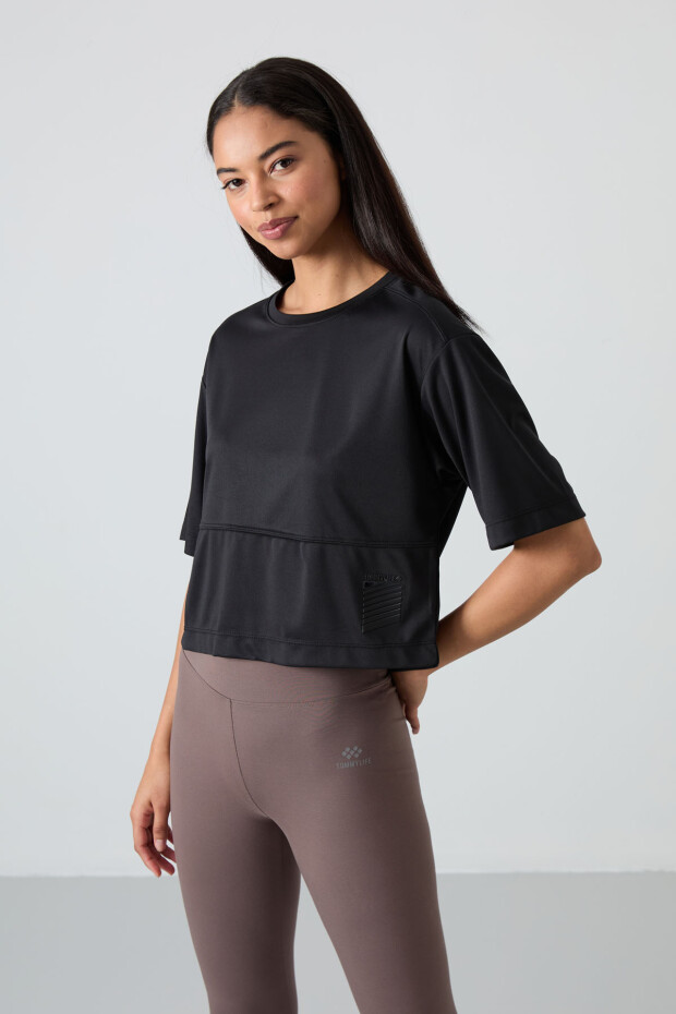 Siyah Nefes Alan Dokulu İnce Esnek Standart Kalıp Performans Kadın T-Shirt - 97284 - 6