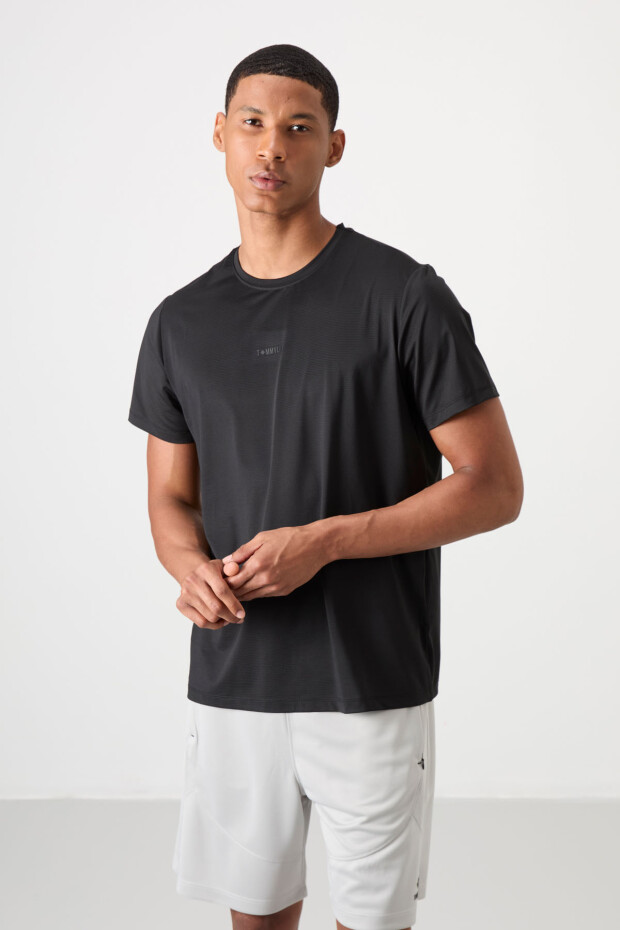 Siyah Nefes Alan Dokulu İnce Esnek Standart Fit Erkek Performans T-Shirt - 88384 - 1