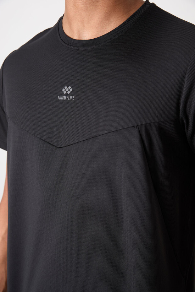 Siyah Nefes Alan Dokulu İnce Esnek Standart Fit Erkek Performans T-Shirt - 88391 - 2
