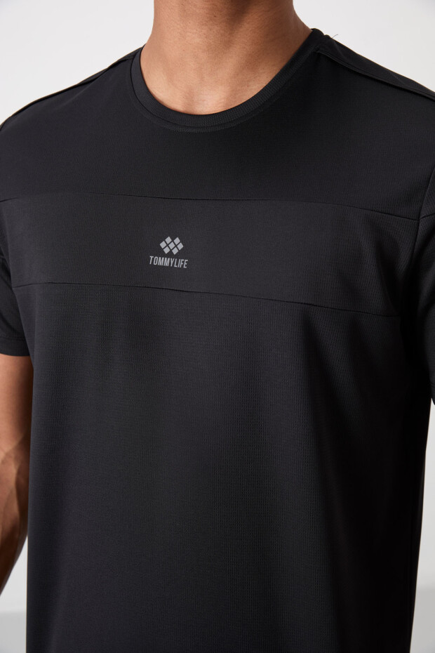 Siyah Nefes Alan Dokulu İnce Esnek Standart Fit Erkek Performans T-Shirt - 88396 - 3