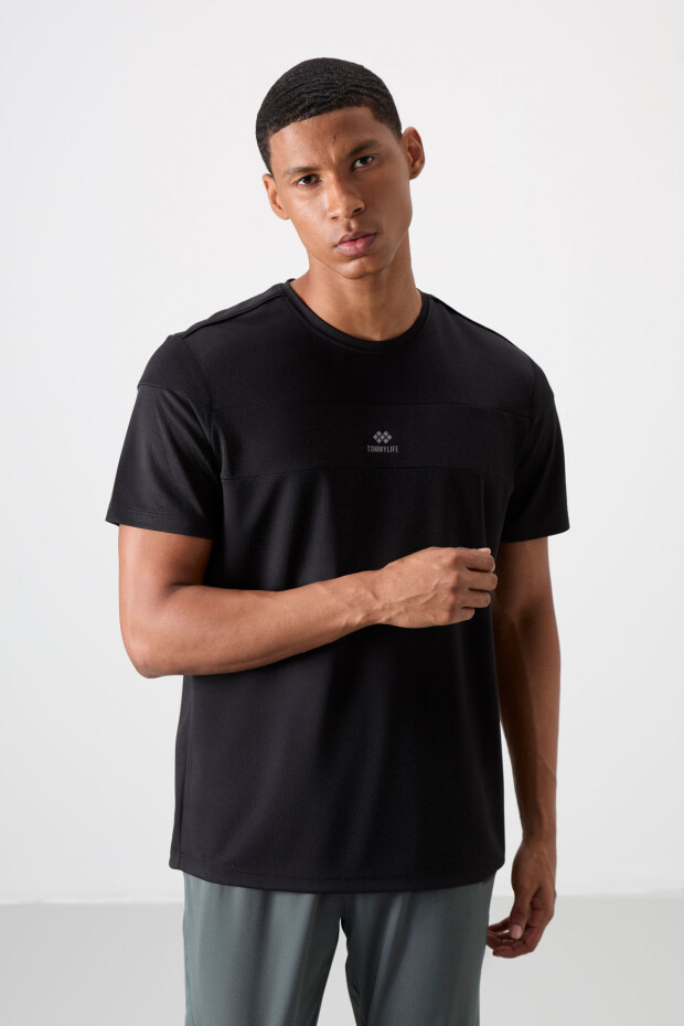 Siyah Nefes Alan Dokulu İnce Esnek Standart Fit Erkek Performans T-Shirt - 88396 - 1