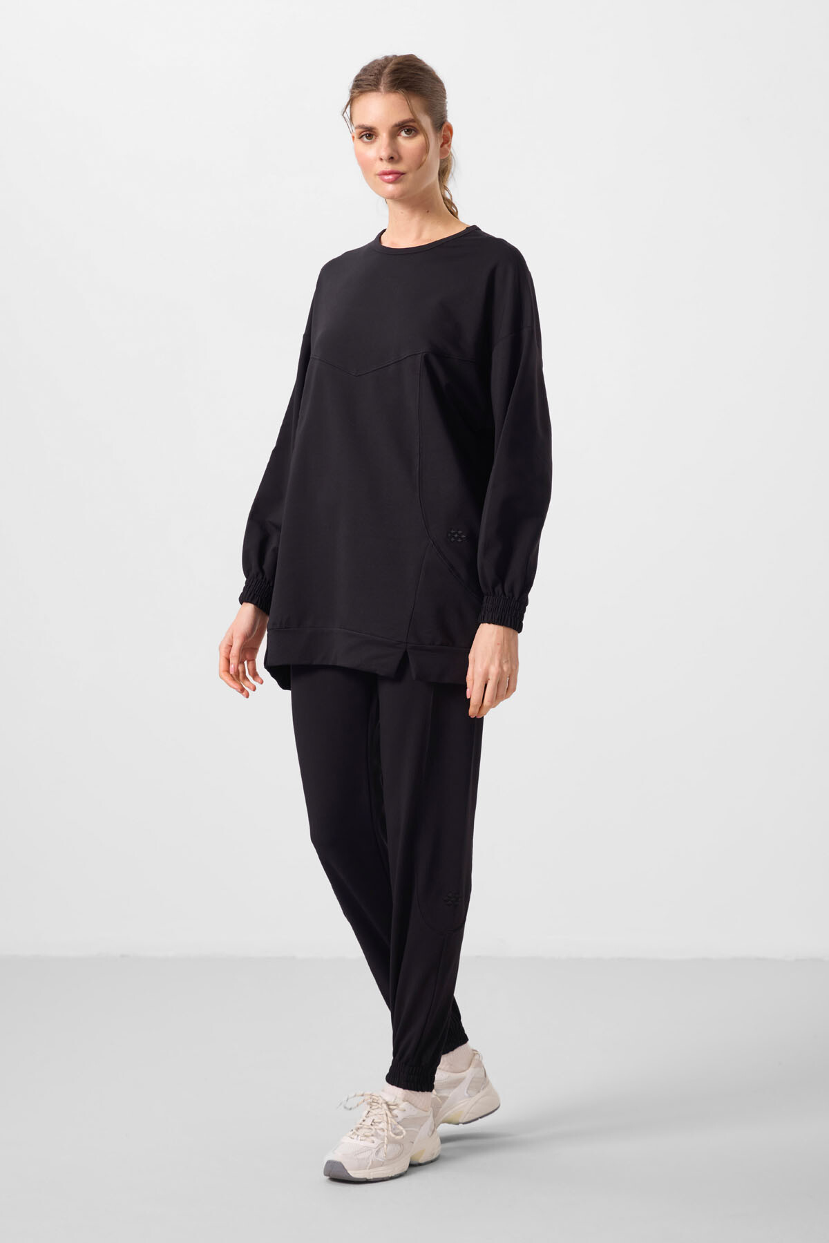 Siyah O Yaka Basic Oversize Kadın Eşofman Tunik Takım - 95347 - TOMMYLIFE