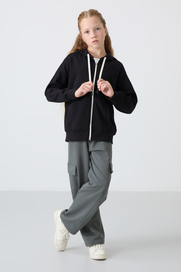 Siyah Pamuklu İçi Tüylü Yumuşak Dokulu Standart Fit Nakışlı Kız Çocuk Sweatshirt - 75149 - 2