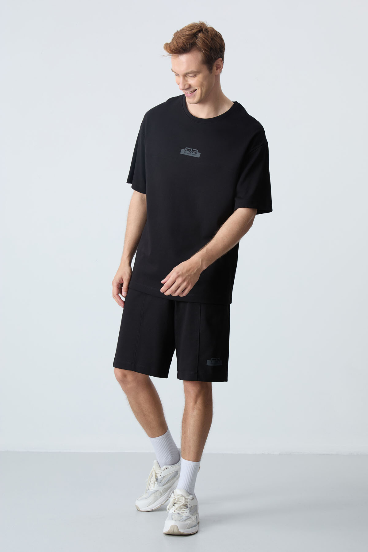 Siyah Pamuklu Kalın Yumuşak Dokulu Oversize Fit Basic Erkek Şort Takım - 85259 - Air Jones