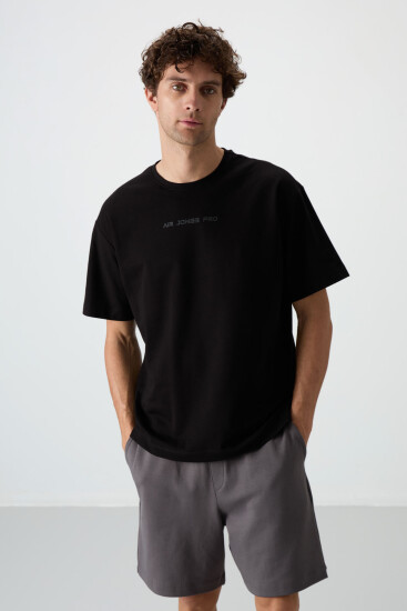 Siyah Pamuklu Kalın Yüzeyi Dokulu Oversize Fit Baskılı Erkek T-Shirt - 88364 