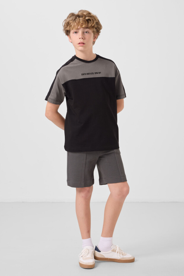Siyah Pamuklu Yumuşak Dokulu Oversize Fit Nakışlı Erkek Çocuk T-Shirt - 11290 - 2