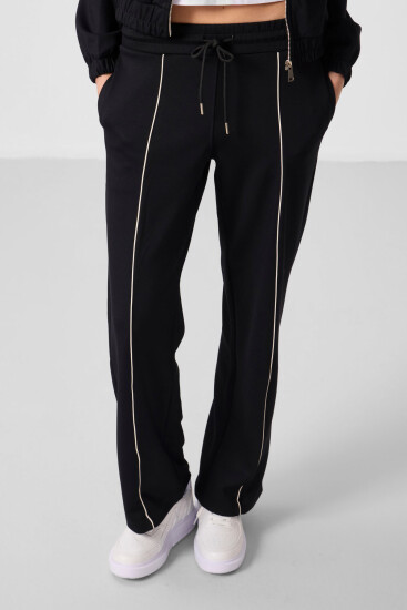 Siyah Yumuşak Dokulu Dik Yaka Oversize Lastikli Kadın Eşofman Takım - 95349 - TOMMYLIFE (1)