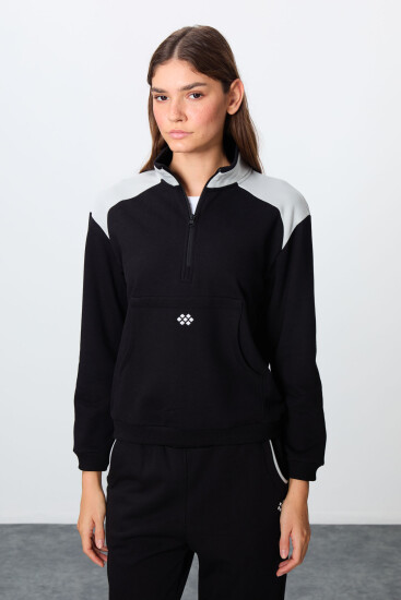 Siyah Kompakt Pamuklu Kalın Pürüzsüz Dokulu Dik Yaka Oversize Fit Kadın Eşofman Takım - 95342 - TOMMYLIFE (1)