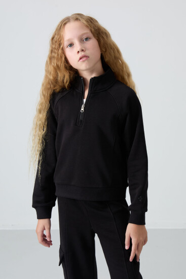 Siyah Pamuklu İçi Tüylü Yumuşak Dokulu Standart Fit Nakışlı Kız Çocuk Eşofman Takım - 75159 - TOMMYLIFE (1)