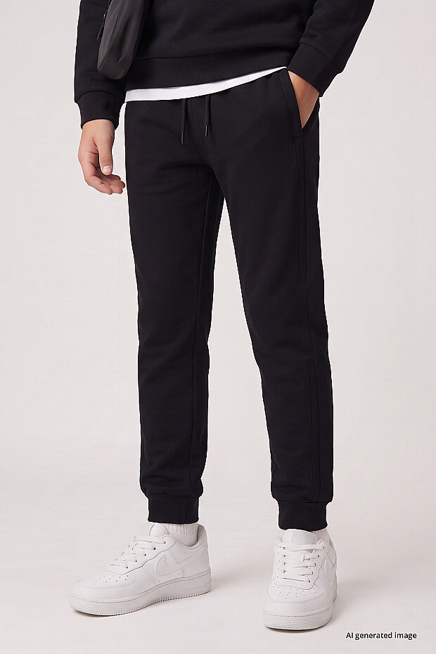 Siyah Standart Fit Basic Dikiş Detaylı Erkek Çocuk Eşofman Takım - 11325 - 4