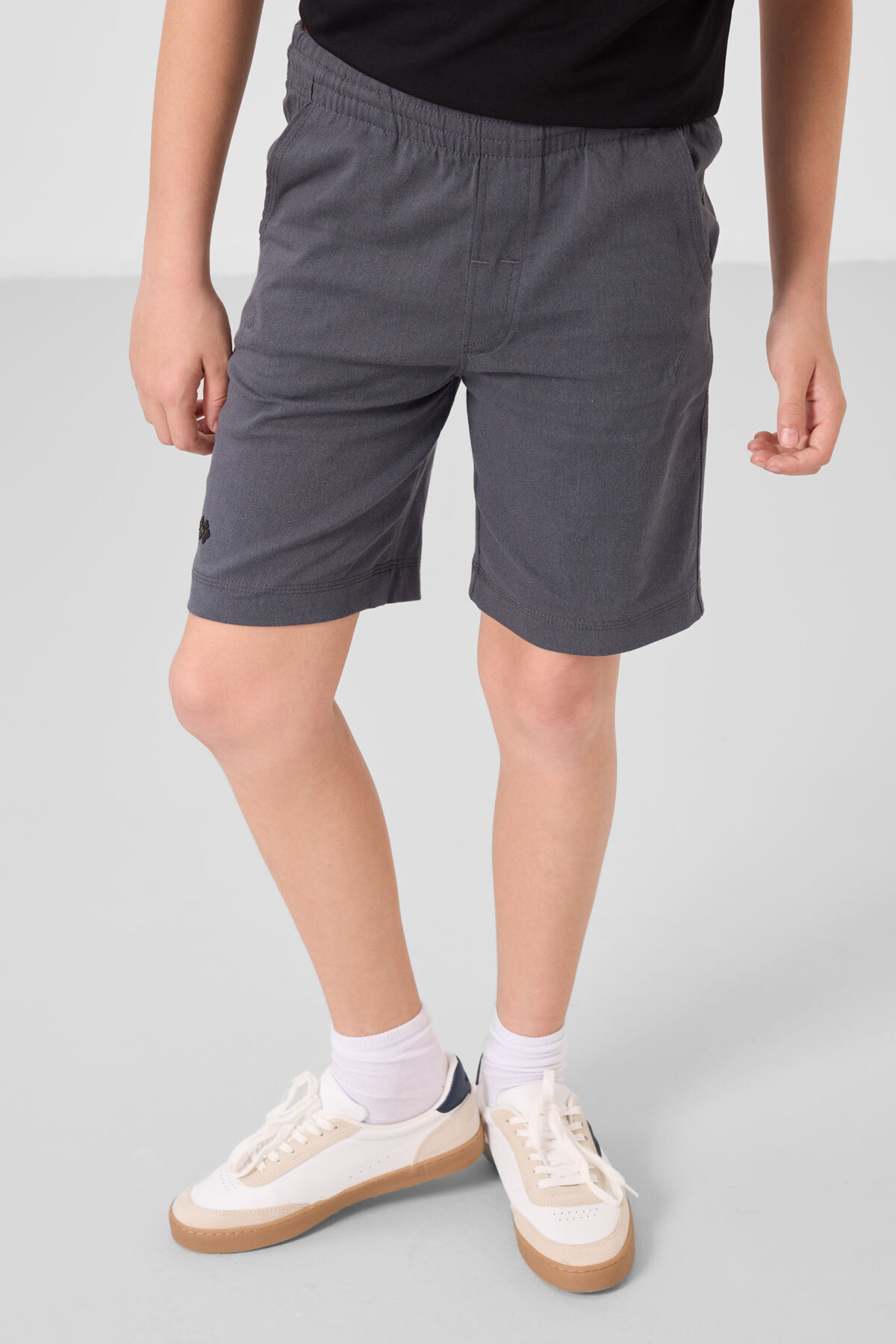 Siyah-Gri Pamuklu Oversize Fit Dokuma Hafif Esnek Chino Erkek Çocuk Şort Takım - 11277 - TOMMYLIFE (1)