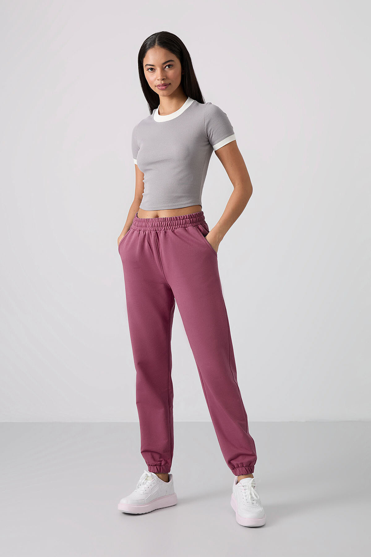 Soft Vişne Cepli Yüksek Bel Rahat Form Lastik Paça Kadın Eşofman Alt - 94583 - TOMMYLIFE (1)