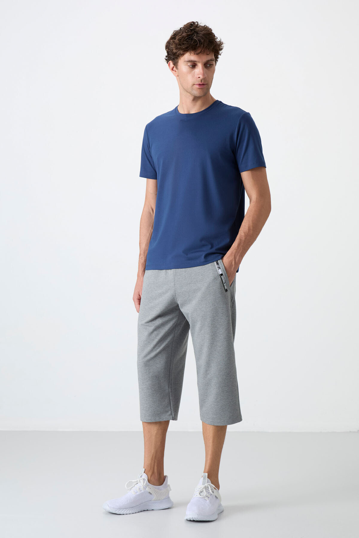 Standart Kalıp 2'li Paket İndigo-Gri Melanj Erkek Kapri - 83092 - TOMMYLIFE (1)