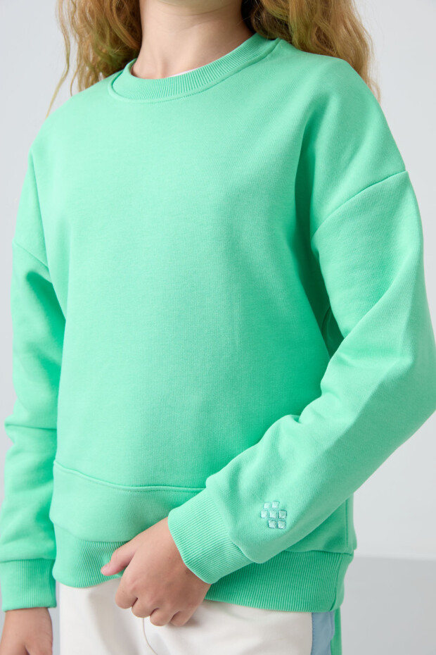 Su Yeşil Pamuklu İçi Tüylü Yumuşak Dokulu Rahat Form Nakışlı Kız Çocuk Sweatshirt - 75150 - 2