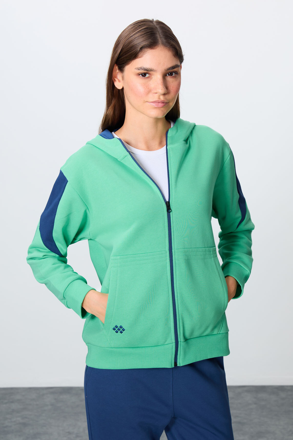 Su Yeşili-Parlament Pamuklu Kalın Kapüşonlu Oversize Fit Kadın Eşofman Takım - 95343 - TOMMYLIFE (1)