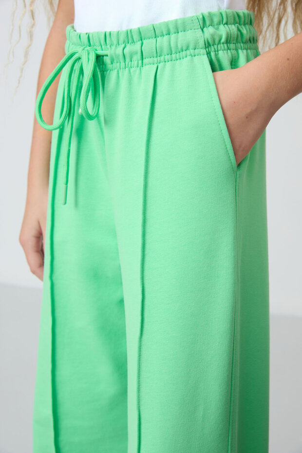 Su Yeşil Cepli Ön Dikiş Detaylı Geniş Paça Kız Çocuk Eşofman Altı -75144 - 4