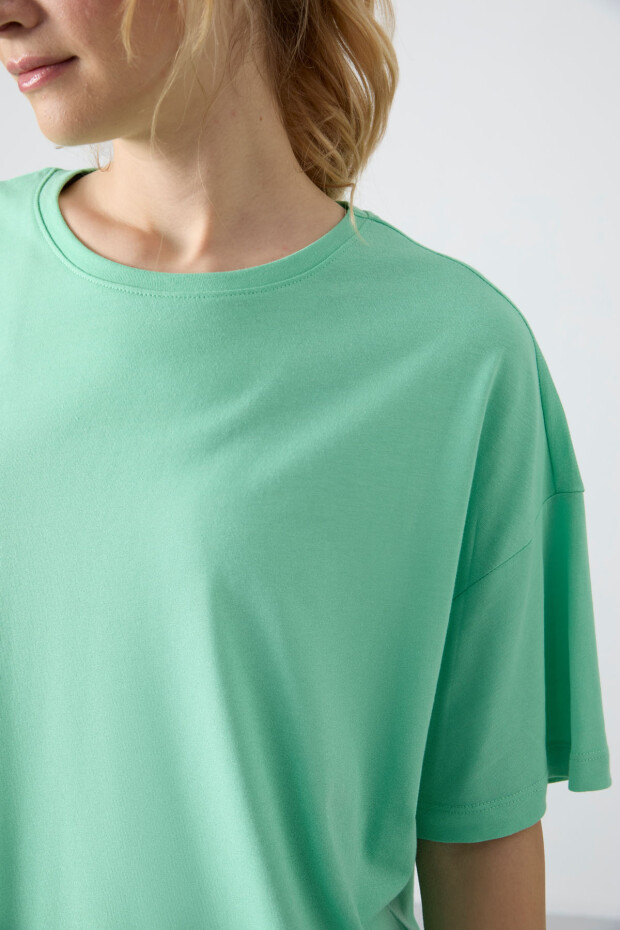 Su Yeşili Penye Modal Yumuşak Tuşeli Oversize Fit Basic Kadın T-Shirt- 97285 - 3