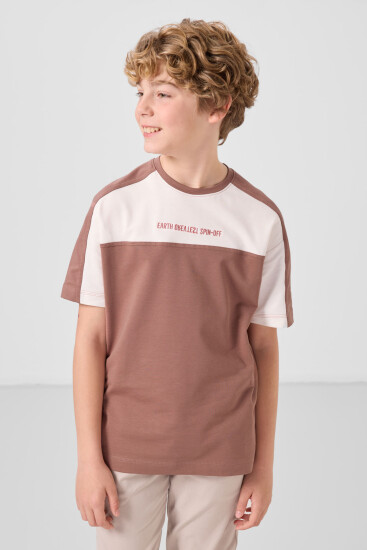 Tarçın Pamuklu Yumuşak Dokulu Oversize Fit Nakışlı Erkek Çocuk T-Shirt - 11290 - TOMMYLIFE