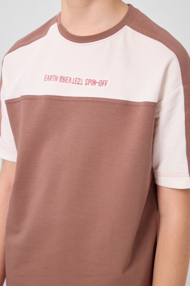 Tarçın Pamuklu Yumuşak Dokulu Oversize Fit Nakışlı Erkek Çocuk T-Shirt - 11290 - 4