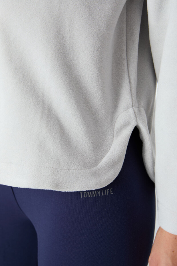 Taş Kalın Yumuşak Dokulu Kapüşonlu Oversize Nakışlı Polar Kadın Sweatshirt -97286 - 5