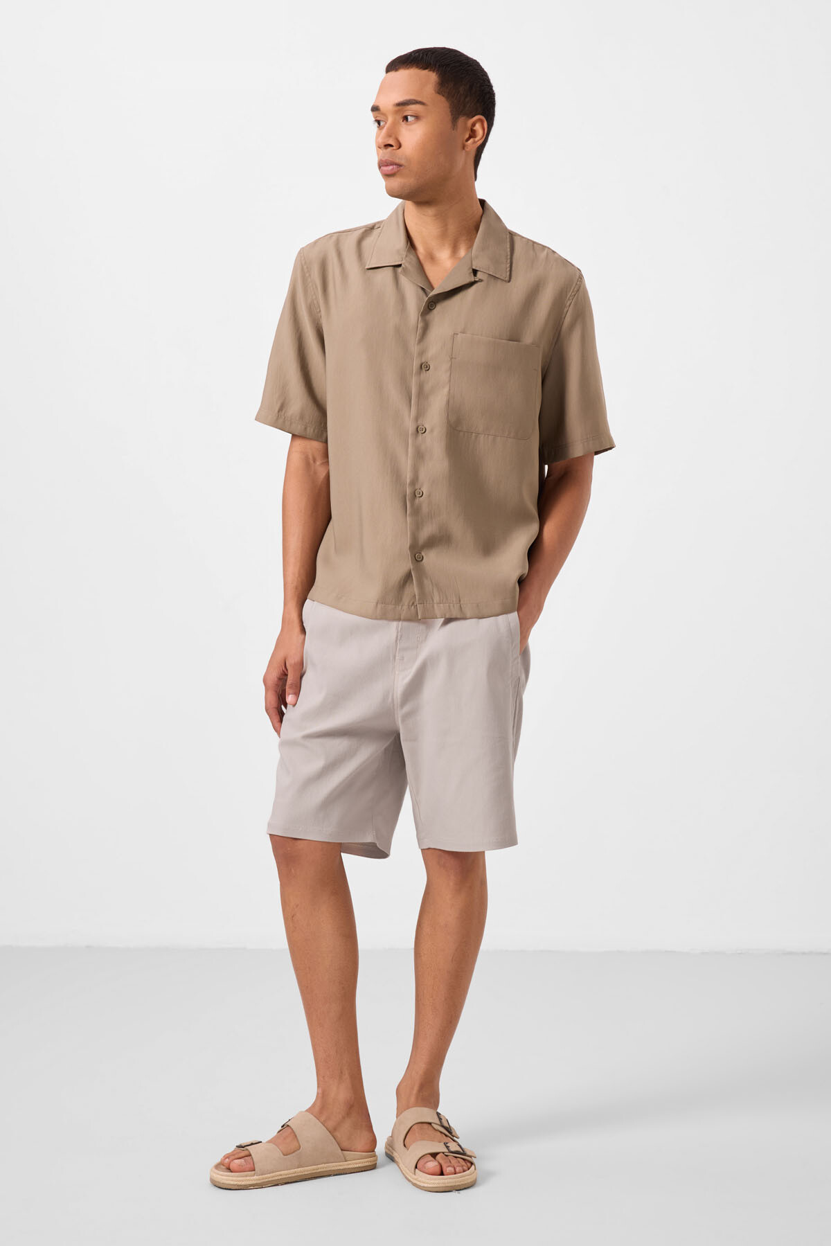 Taş Standart Fit Dokuma Hafif Esnek Chino Erkek Şort - 81292 - TOMMYLIFE