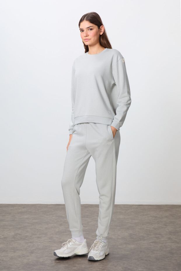 Taş Kompakt Pamuklu Kalın Pürüzsüz Dokulu O Yaka Oversize Fit Kadın Eşofman Takım - 95341 - 5