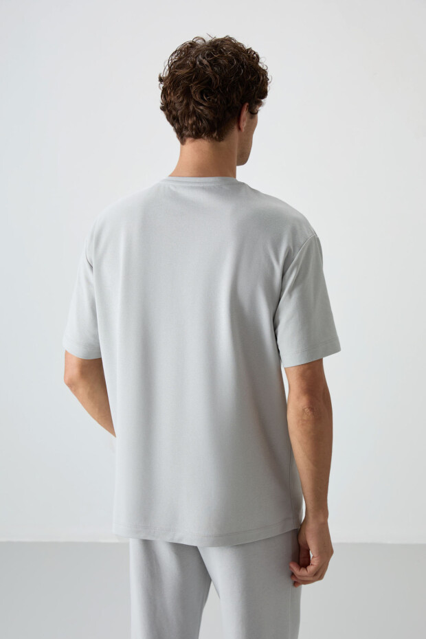 Taş Pamuklu Kalın Yüzeyi Dokulu Oversize Fit Baskılı Erkek T-Shirt - 88364 - 5