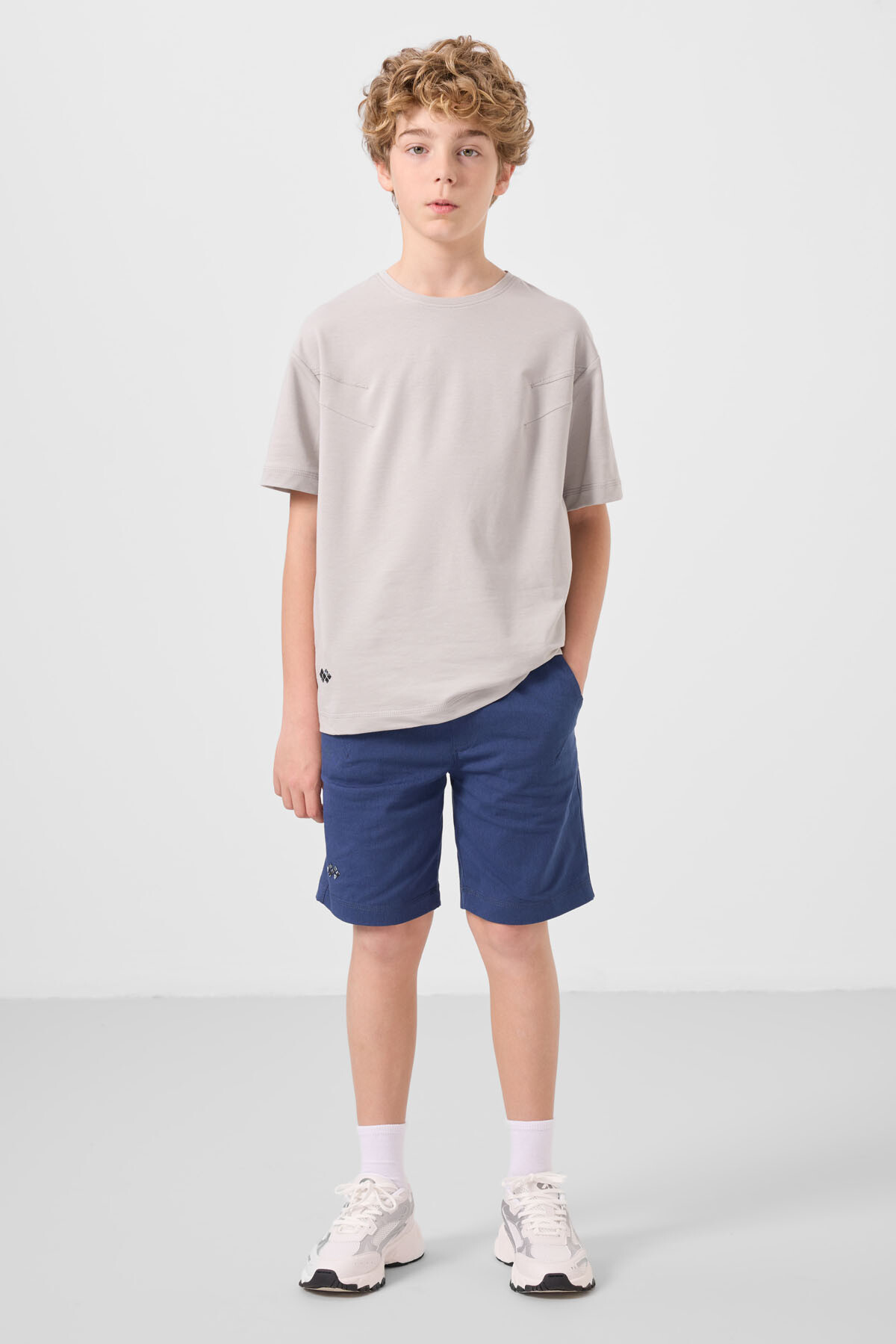 Taş-Parlament Pamuklu Oversize Fit Dokuma Hafif Esnek Chino Erkek Çocuk Şort Takım - 11277 - TOMMYLIFE