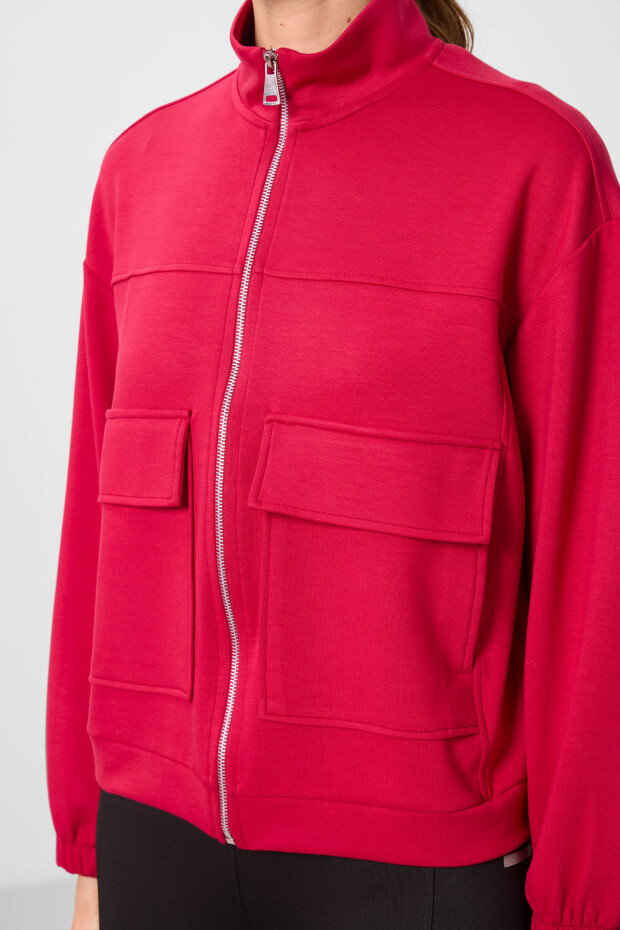 Viva Kırmızı Yumuşak Dokulu Dik Yaka Oversize Kargo Cepli Kadın Crop Top Sweatshirt - 97301 - 3