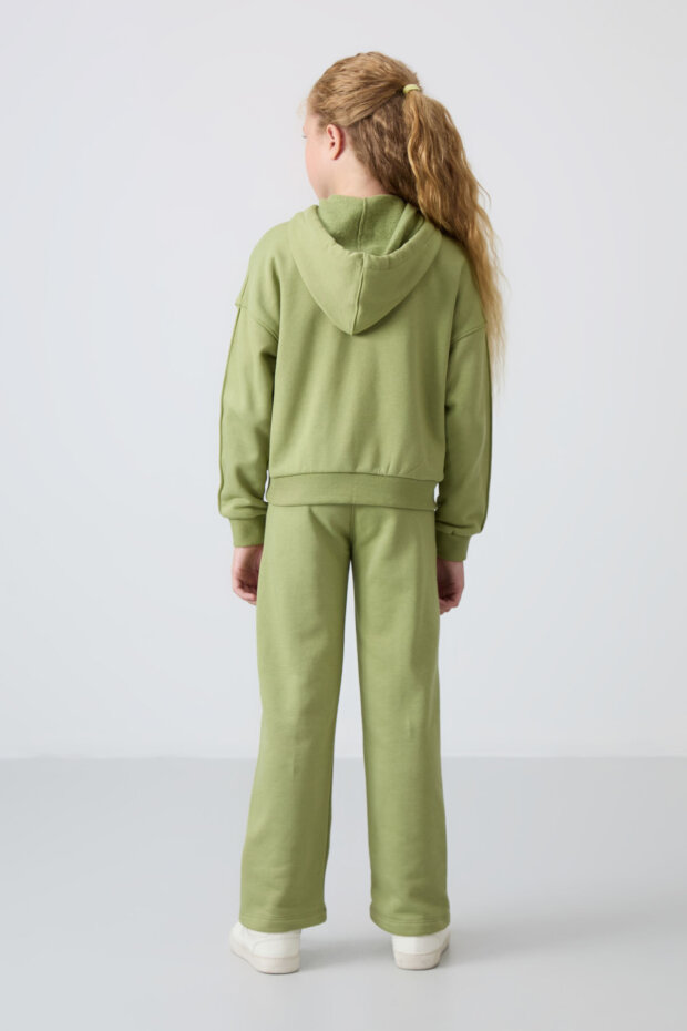 Yağ Yeşil Pamuklu İçi Tüylü Yumuşak Dokulu Standart Fit Nakışlı Kız Çocuk Eşofman Takım - 75161 - 6
