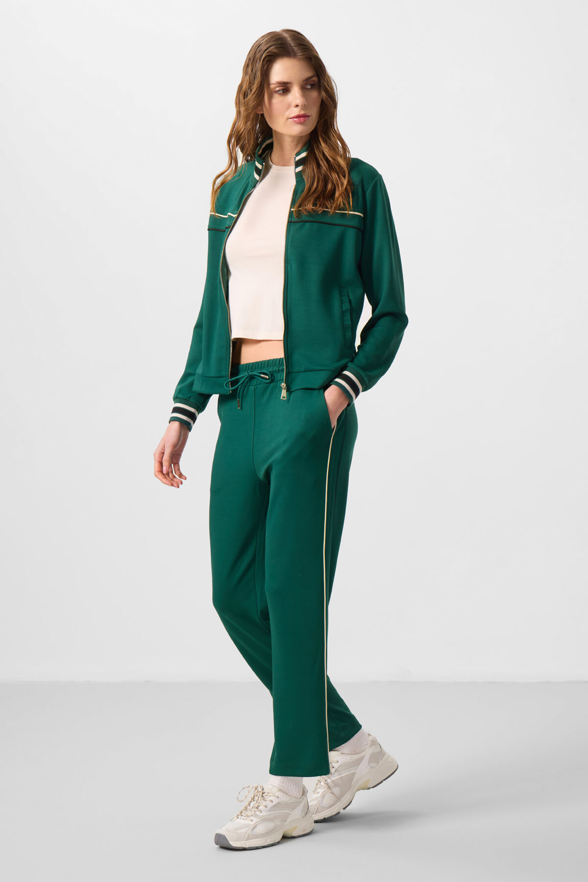 Yeşil Yumuşak Dokulu Triko Dik Yaka Oversize Kadın Eşofman Takım - 95350 - TOMMYLIFE